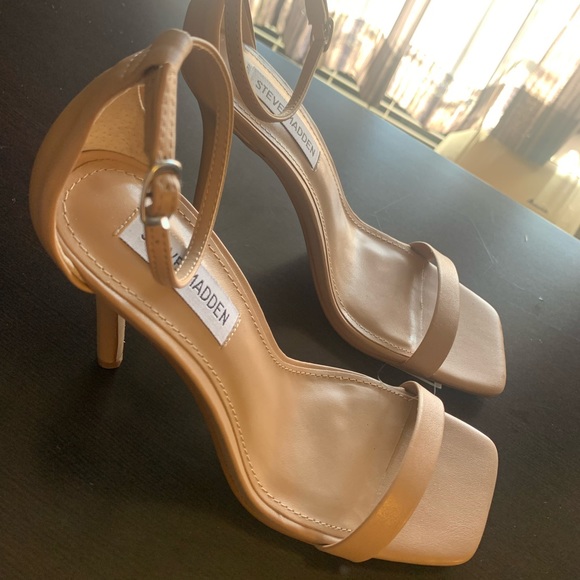 Steve Madden Stiletto Sandal Nude - Picture 6 of 8